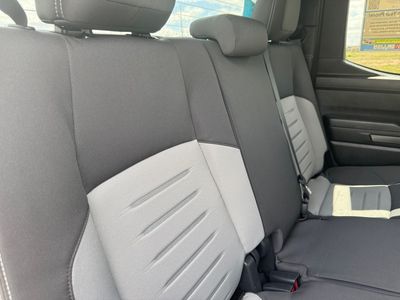 2025 Toyota Tacoma — photo 18 view