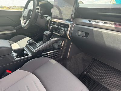 2025 Toyota Tacoma — photo 20 view
