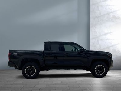 2025 Toyota Tacoma — photo 7 view