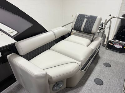 2026 Barletta Lusso L25UC - Photo 30