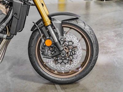 2026 Honda CB650R E-Clutch - Photo 13