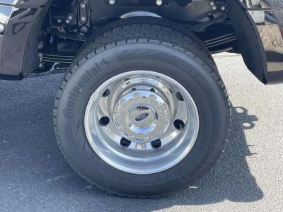 2026 Ford F-450SD - Photo 8