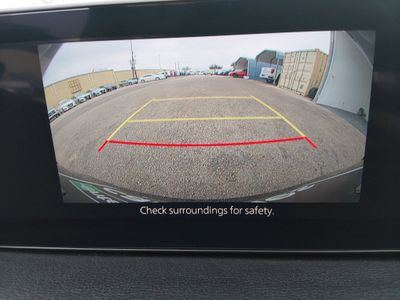 2025 Mazda Mazda3 Hatchback - Photo 17