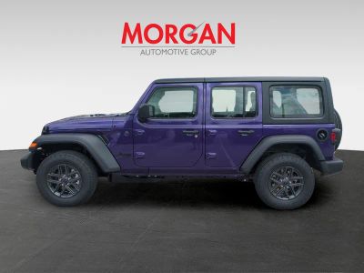 2026 Jeep Wrangler — photo 8 view