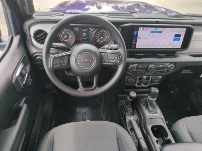 2026 Jeep Wrangler — photo 18 view