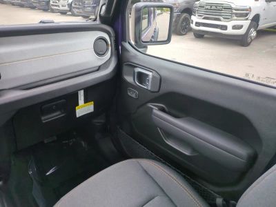 2026 Jeep Wrangler — photo 19 view