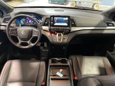 2024 Honda Odyssey — photo 10 view