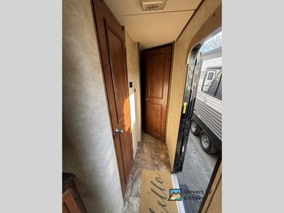 2015 Gulf Stream RV Gulf Breeze - Photo 18