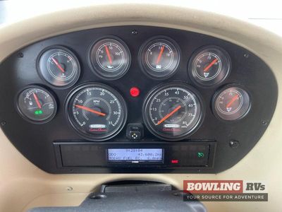 2012 Phaeton 42 LH - Photo 19