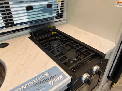 2027 Thor Motor Coach COMPASS AWD — photo 10 view