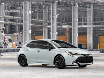 2026 Toyota Corolla Hatchback - Photo 16