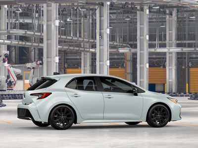 2026 Toyota Corolla Hatchback - Photo 13