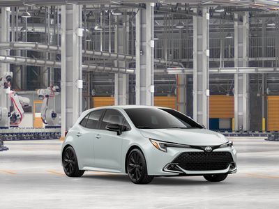 2026 Toyota Corolla Hatchback - Photo 17