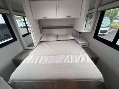 2026 Thor Motor Coach CHATEAU - Photo 16