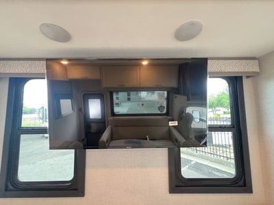 2026 Thor Motor Coach CHATEAU - Photo 10