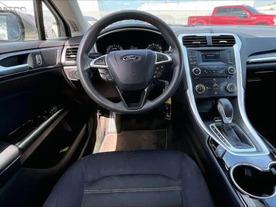 2015 Ford Fusion — detail view