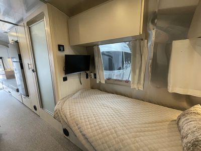2026 Airstream Flying Cloud - Photo 20