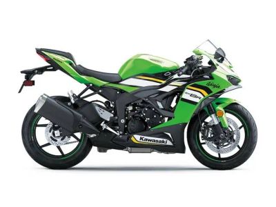 2025 Kawasaki Ninja® ZX™-6R KRT Edition — front three-quarter view