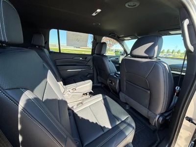 2026 Chevrolet Traverse - Photo 33