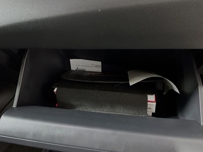 2025 Toyota Corolla - Photo 31