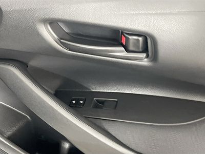 2025 Toyota Corolla - Photo 28