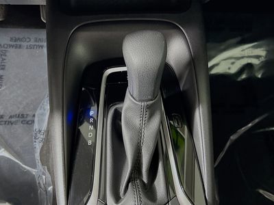 2025 Toyota Corolla - Photo 20