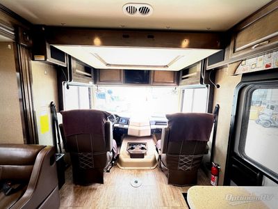 2018 Fleetwood Bounder - Photo 6