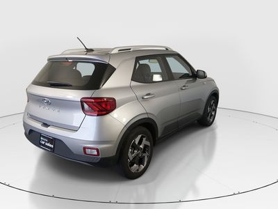 2025 Hyundai Venue — photo 7 view