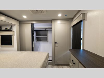 2025 Keystone RV Montana High Country - Photo 16