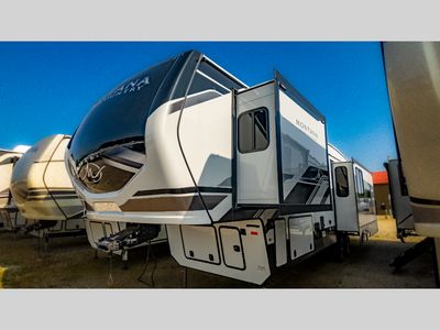 2025 Keystone RV Montana High Country - Photo 4