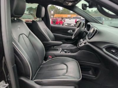 2025 Chrysler Pacifica - Photo 25
