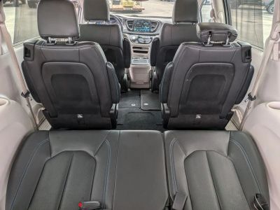 2021 Chrysler Pacifica - Photo 30