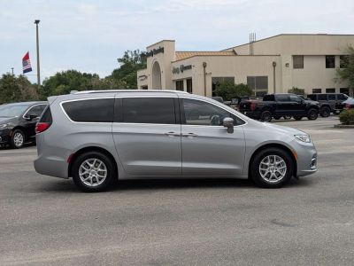 2021 Chrysler Pacifica - Photo 6