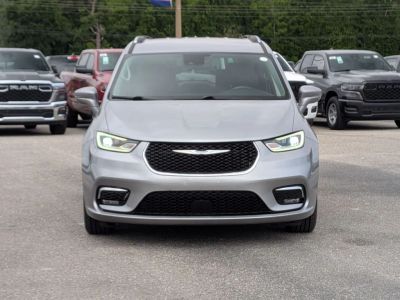 2021 Chrysler Pacifica - Photo 8