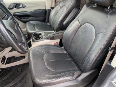 2021 Chrysler Pacifica - Photo 11