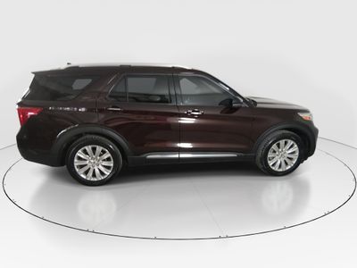 2022 Ford Explorer - Photo 8