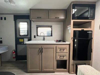 2026 Jayco PROWLER LYNX — engine compartment view