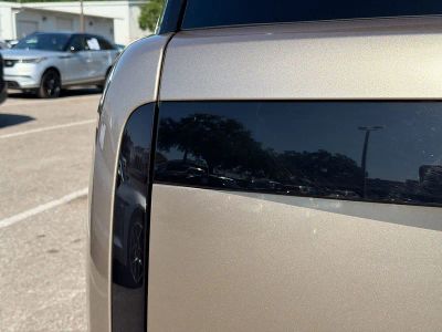 2024 Land Rover Range Rover — photo 10 view
