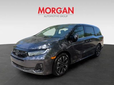 2026 Honda Odyssey — rear three-quarter view