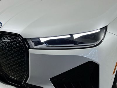 2025 BMW iX - Photo 9
