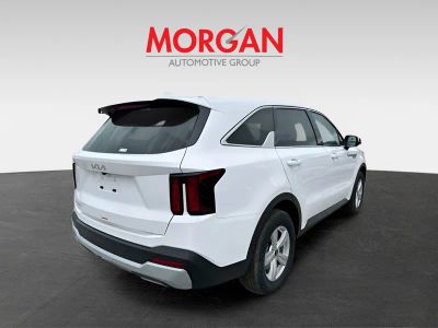 2026 Kia Sorento — photo 8 view