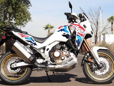 2025 Honda Africa Twin Adventure Sports ES - Photo 7