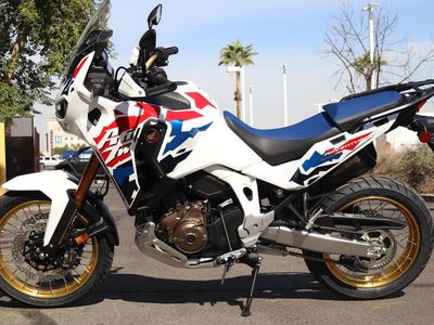 2025 Honda Africa Twin Adventure Sports ES - Photo 8