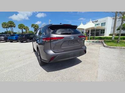 2022 Toyota Highlander Hybrid - Photo 44