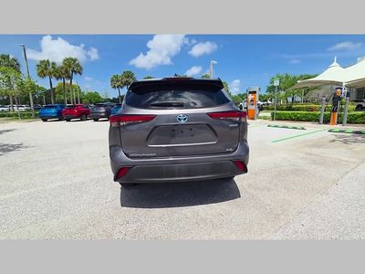 2022 Toyota Highlander Hybrid - Photo 43