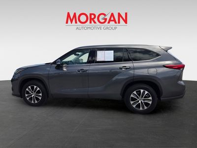 2022 Toyota Highlander Hybrid - Photo 9