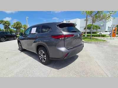 2022 Toyota Highlander Hybrid - Photo 45