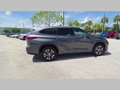 2022 Toyota Highlander Hybrid - Photo 36