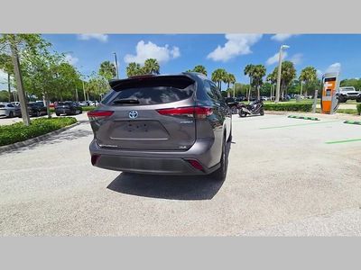 2022 Toyota Highlander Hybrid - Photo 41