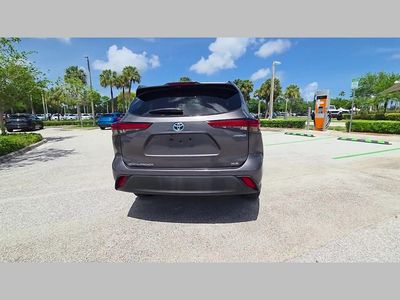 2022 Toyota Highlander Hybrid - Photo 42